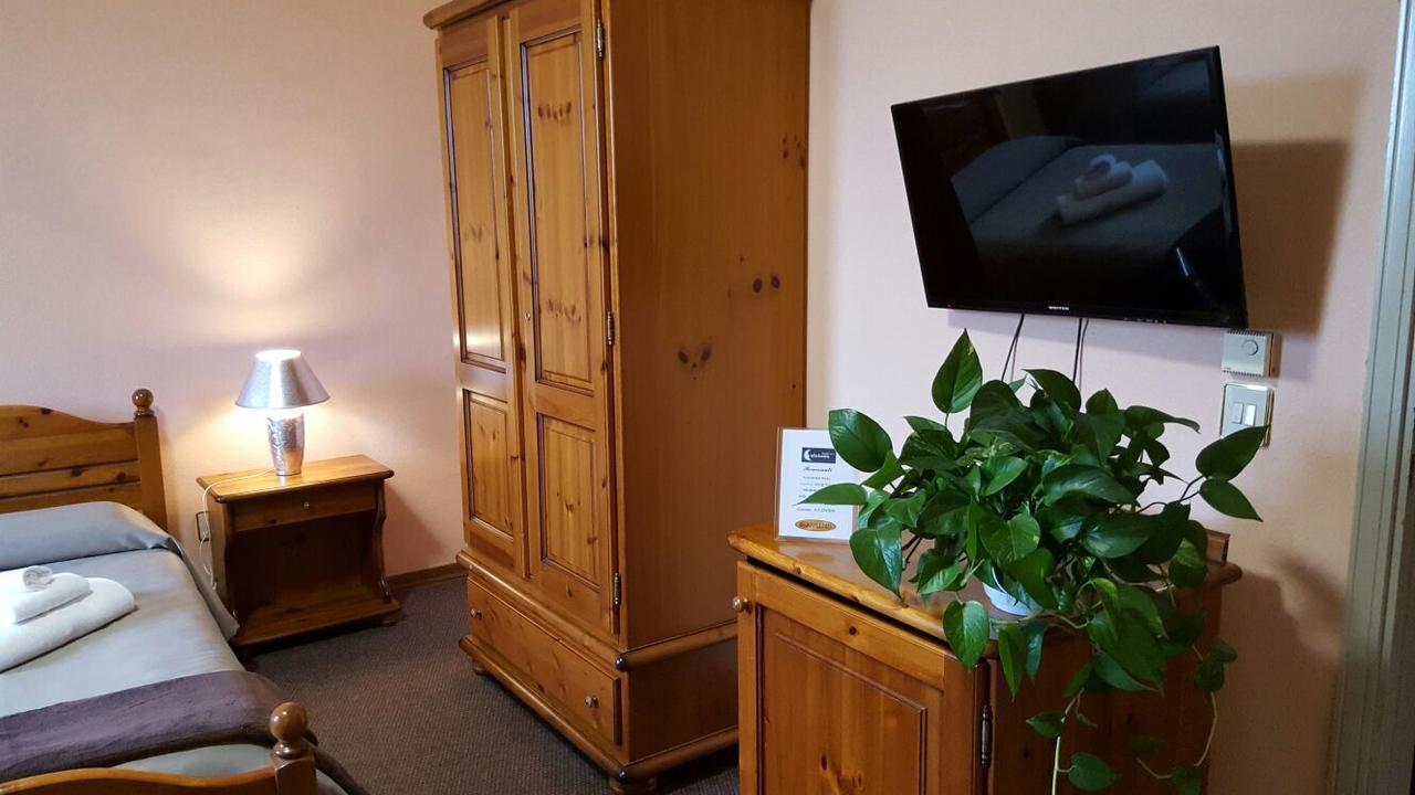 Calaluna Hotel 3*